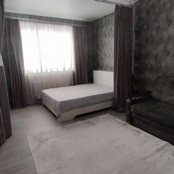 Сдается 1-комнатная квартира, 42 м²