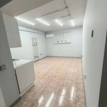 Продается Нежилое помещение, 40 м²