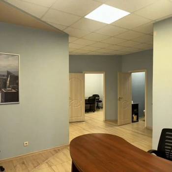 Продается Нежилое помещение, 82 м²