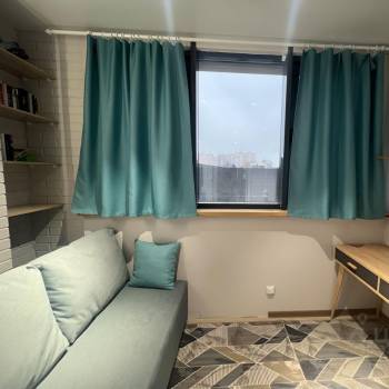 Сдается 1-комнатная квартира, 54 м²