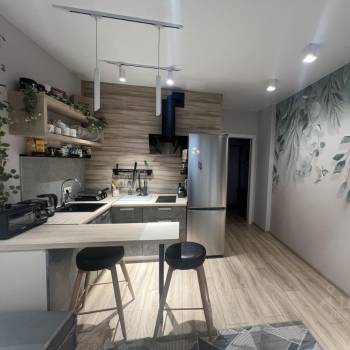 Сдается 1-комнатная квартира, 54 м²