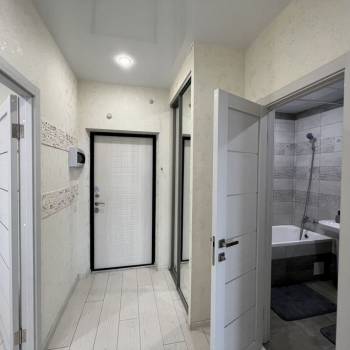 Сдается 1-комнатная квартира, 40 м²