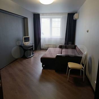 Сдается 1-комнатная квартира, 44 м²