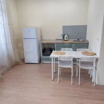 Продается 1-комнатная квартира, 28 м²