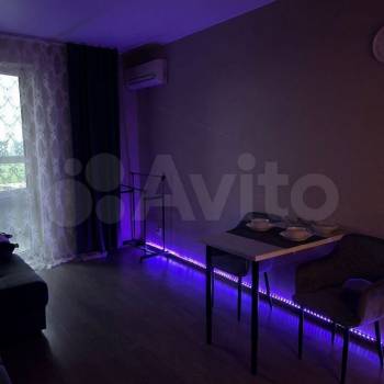 Продается 1-комнатная квартира, 34 м²