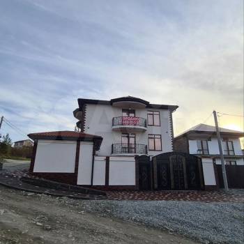 Продается Дом, 376 м²