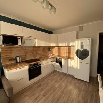 Сдается 2-х комнатная квартира, 66 м²