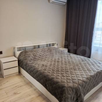 Сдается 1-комнатная квартира, 38 м²