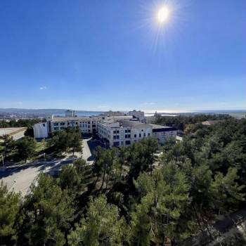 Продается 1-комнатная квартира, 43 м²