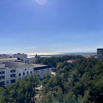 Продается 1-комнатная квартира, 43 м²