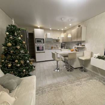 Продается 2-х комнатная квартира, 75 м²