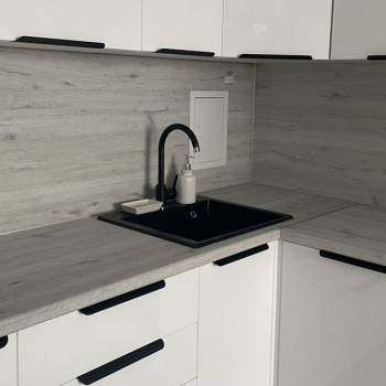 Продается 1-комнатная квартира, 38 м²