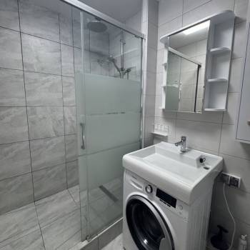 Продается 1-комнатная квартира, 37,5 м²