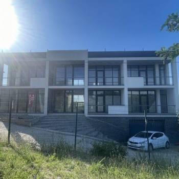 Продается Дом, 700 м²