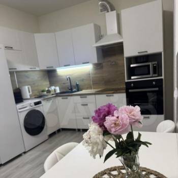 Сдается 1-комнатная квартира, 46 м²