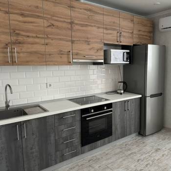 Сдается 1-комнатная квартира, 42 м²