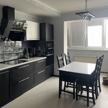 Сдается Многокомнатная квартира, 80 м²