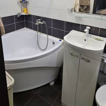 Продается 1-комнатная квартира, 40,5 м²