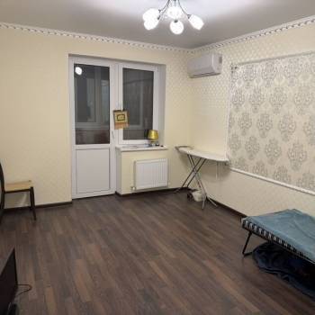 Продается 1-комнатная квартира, 36 м²