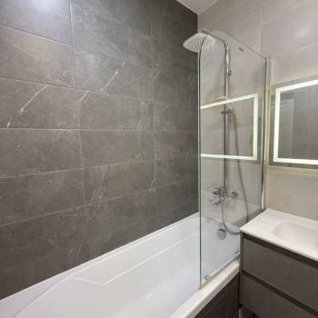 Продается 1-комнатная квартира, 40 м²