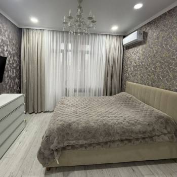 Продается 1-комнатная квартира, 40 м²