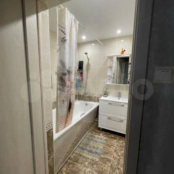 Продается 3-х комнатная квартира, 63 м²