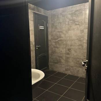 Продается Нежилое помещение, 180 м²