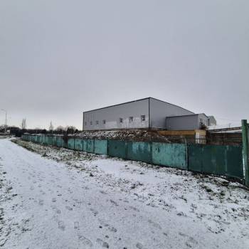 Сдается Нежилое помещение, 1600 м²