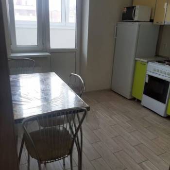 Сдается 1-комнатная квартира, 35 м²