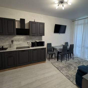 Сдается 1-комнатная квартира, 42 м²