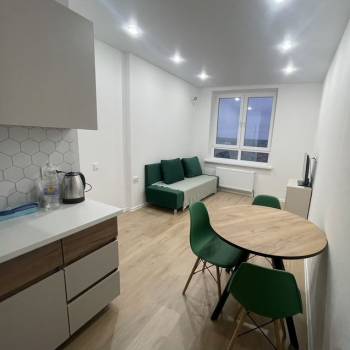 Сдается 1-комнатная квартира, 37 м²