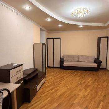 Сдается 1-комнатная квартира, 49 м²