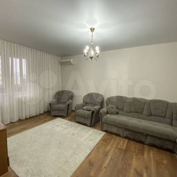 Сдается 1-комнатная квартира, 45 м²
