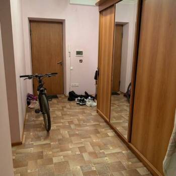 Сдается 1-комнатная квартира, 57 м²