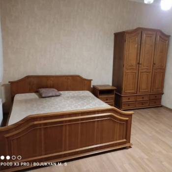 Сдается 1-комнатная квартира, 42 м²