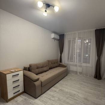 Сдается 1-комнатная квартира, 36 м²