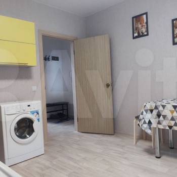Сдается 1-комнатная квартира, 37,3 м²