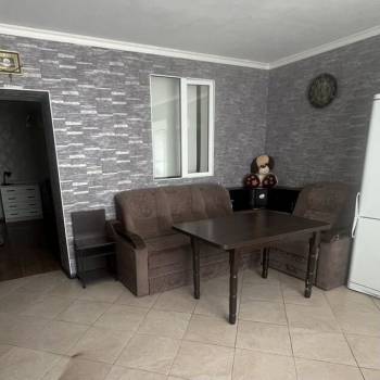 Продается 1-комнатная квартира, 40 м²