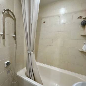 Продается 2-х комнатная квартира, 42 м²