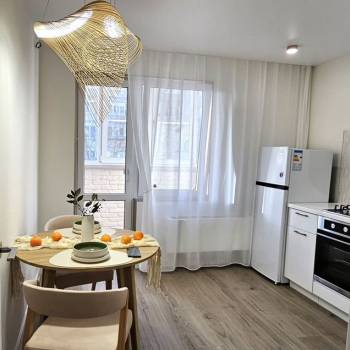 Продается 1-комнатная квартира, 39 м²