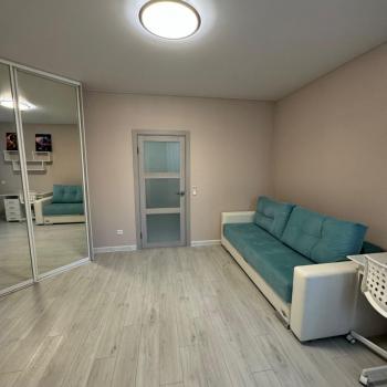 Сдается 1-комнатная квартира, 50 м²