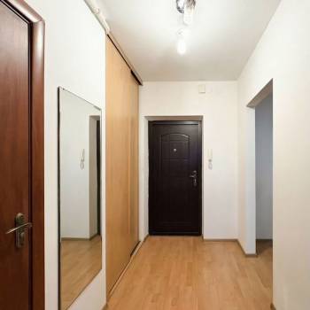 Продается 1-комнатная квартира, 45 м²