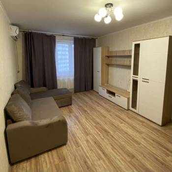 Сдается 1-комнатная квартира, 37 м²