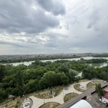 Продается 1-комнатная квартира, 47,7 м²