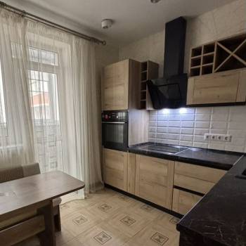 Сдается 2-х комнатная квартира, 60 м²