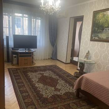 Продается Многокомнатная квартира, 78 м²