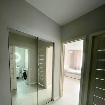 Продается 1-комнатная квартира, 38 м²