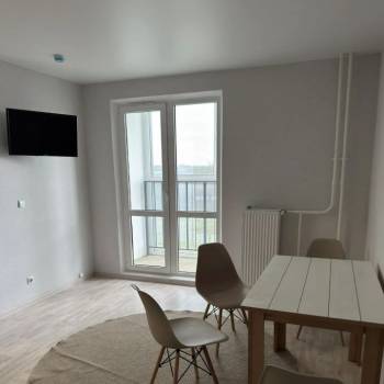 Сдается 1-комнатная квартира, 42 м²