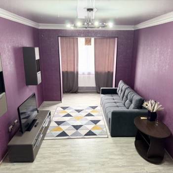 Сдается 2-х комнатная квартира, 76 м²