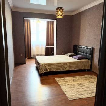 Сдается 2-х комнатная квартира, 76 м²